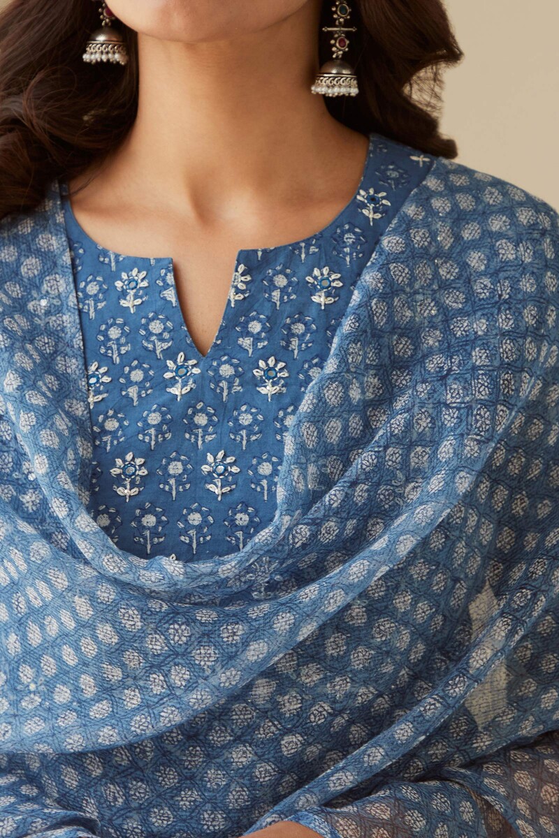 Indigo Hand Block-Printed Kota Dupatta