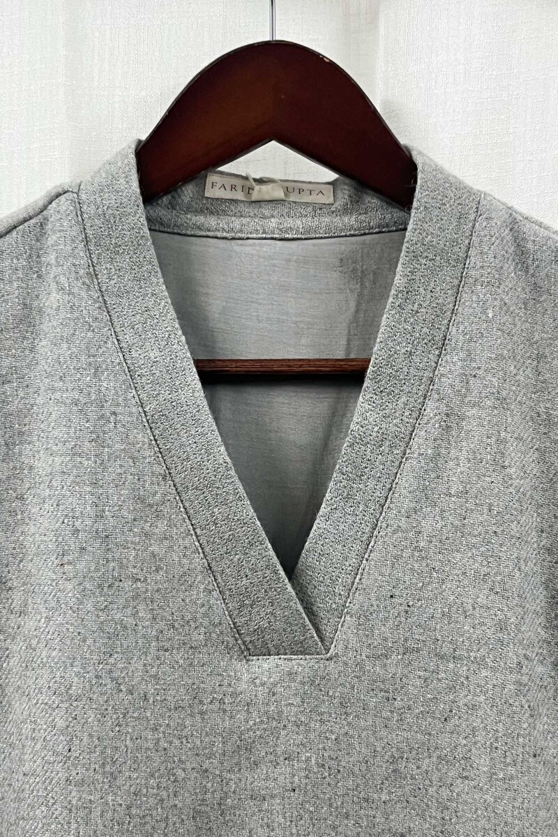 Grey Handcrafted Straight Faux Wool Kurta