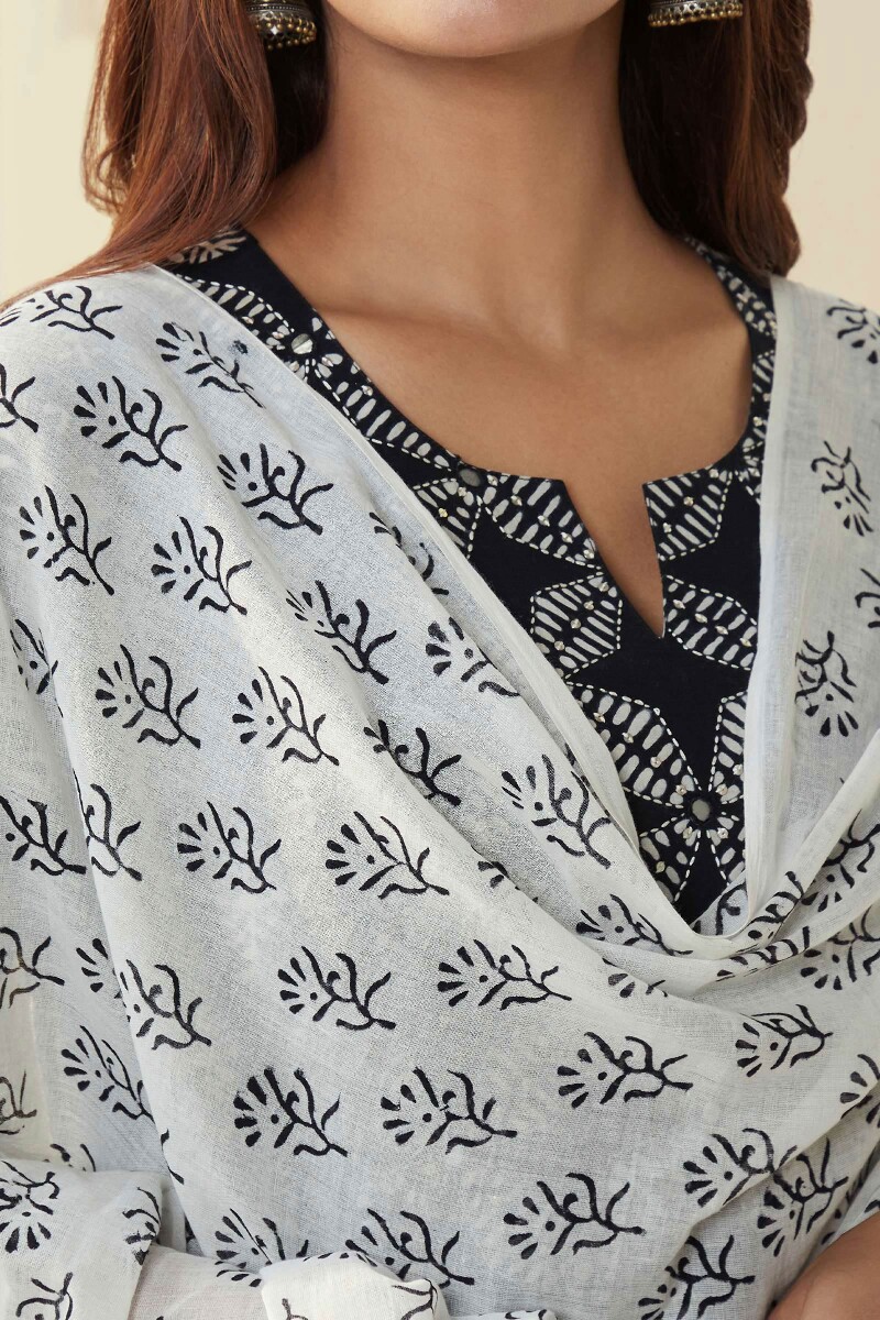 White Hand Block-Printed Cotton Mul Dupatta