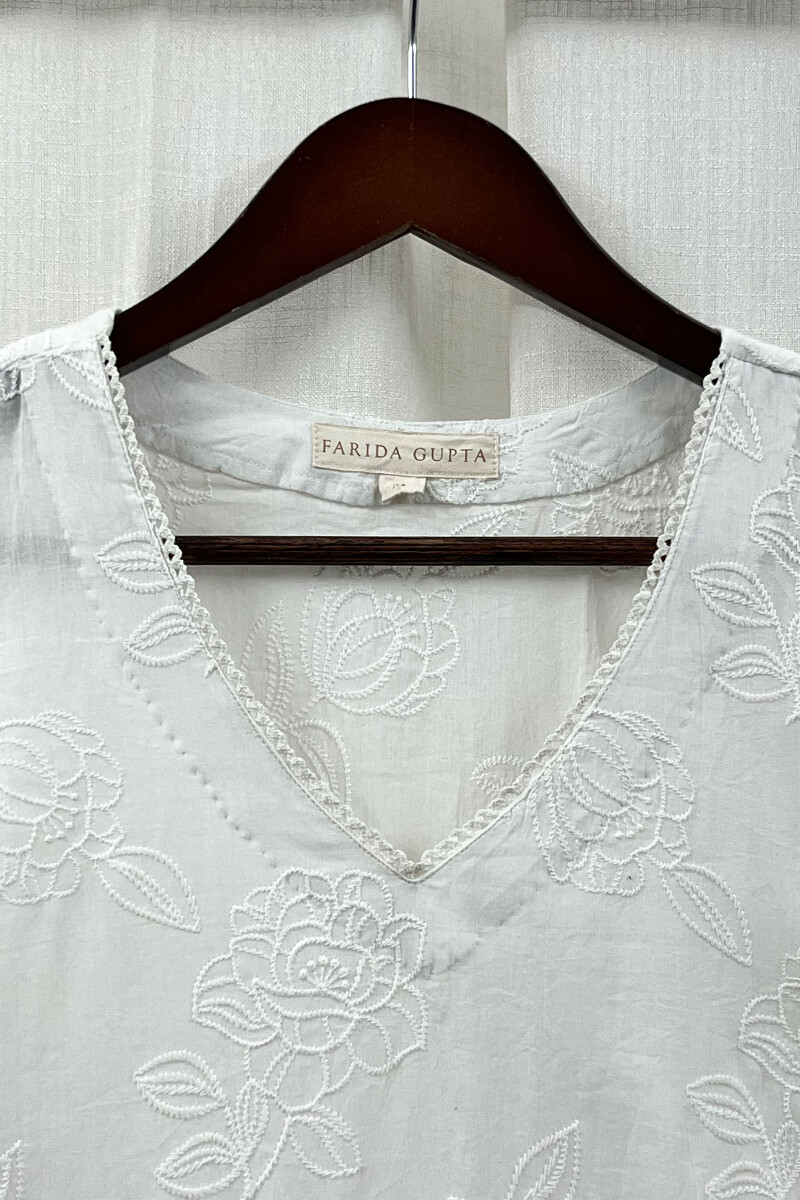 White Handcrafted Straight Cotton Kurta