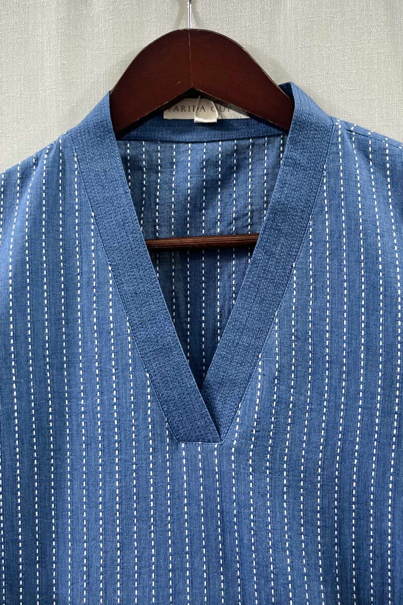 Blue Handcrafted Straight Handloom Cotton Kurta