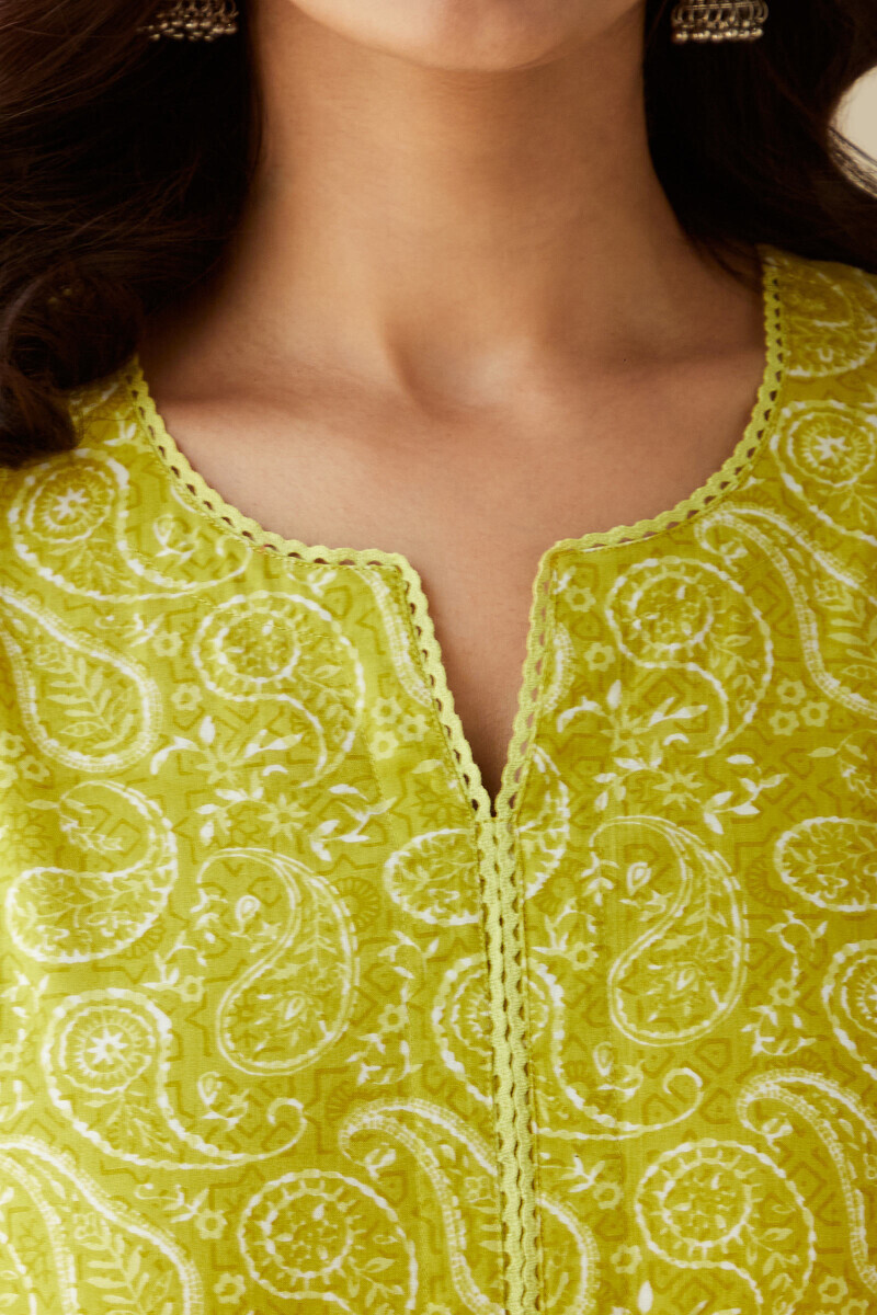 Green Hand Printed A-Line Cotton Kurta