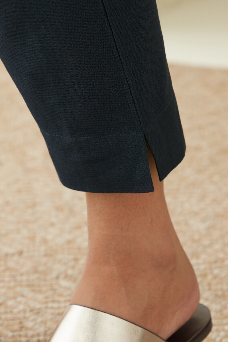 Blue Handcrafted Cotton Flax Narrow Pants