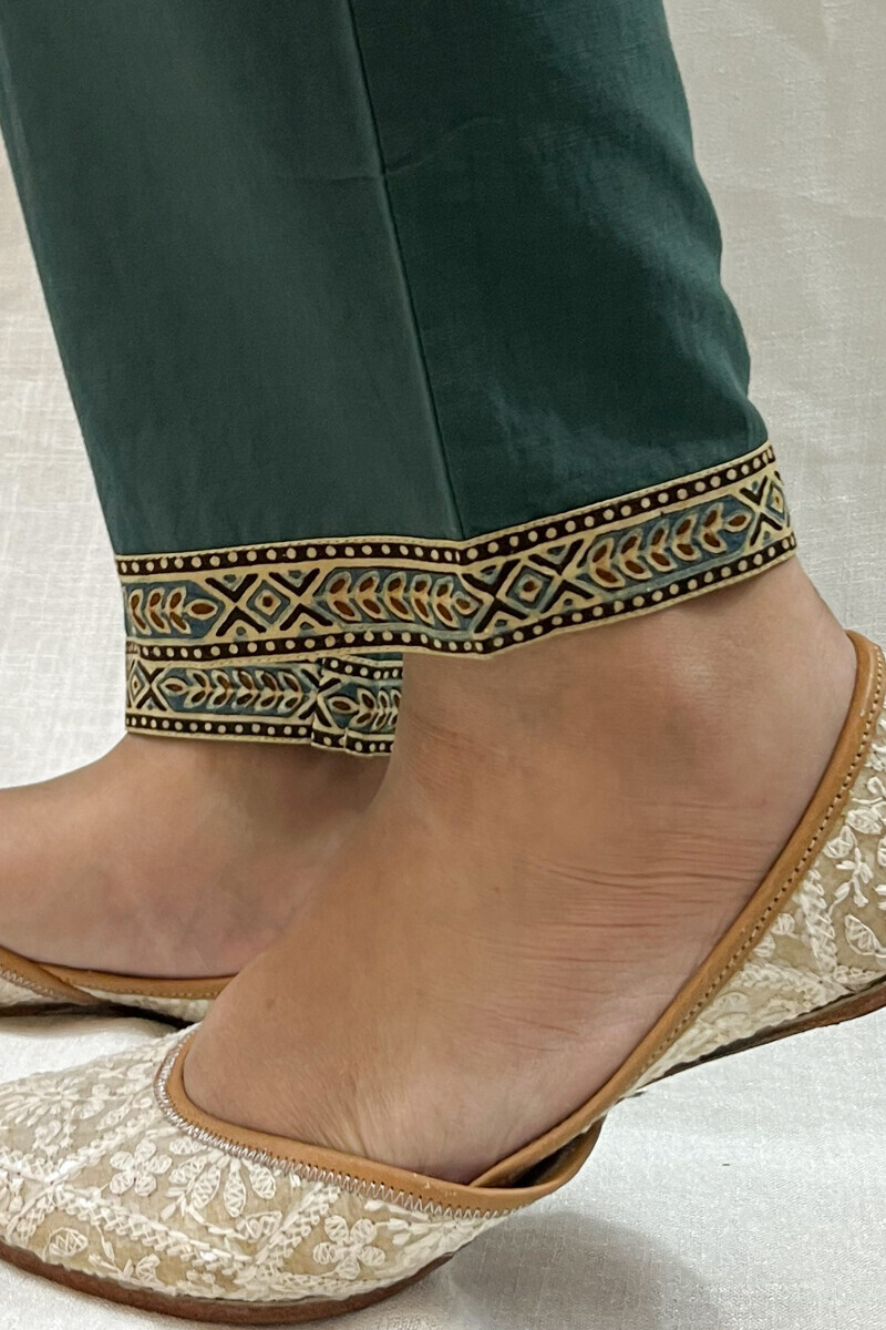 Green Handcrafted Cotton Slub Narrow Pants