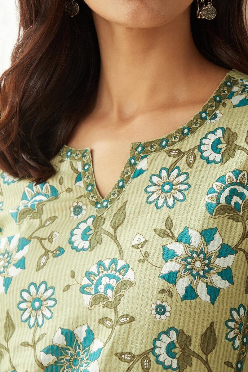 Green Hand Printed Straight Cotton Dobby Kurta