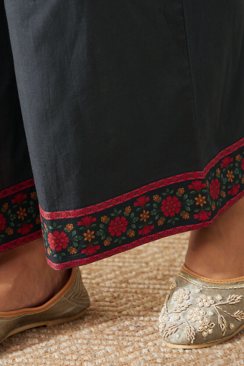 Black Handcrafted Cotton Farsi