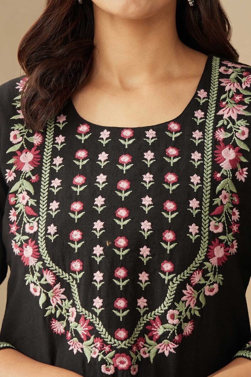 Black Handcrafted Straight Cotton Flax Kurta