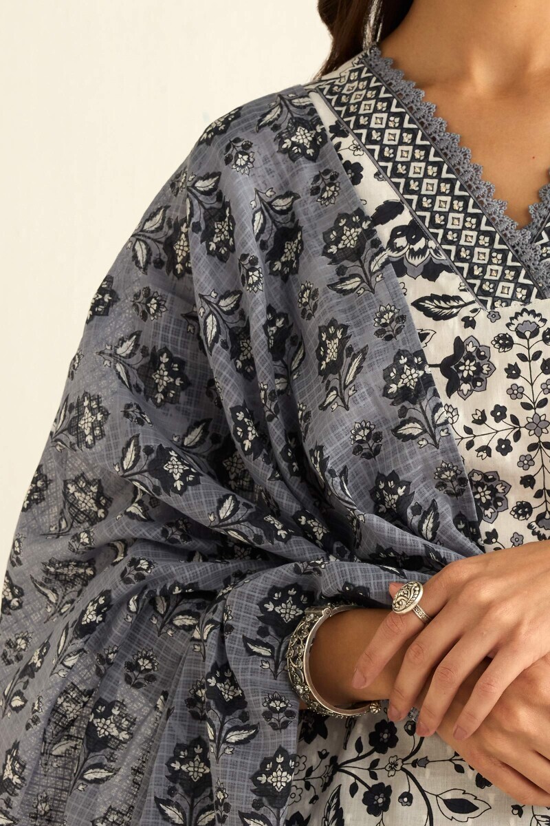 Grey Hand Printed Kota Dupatta