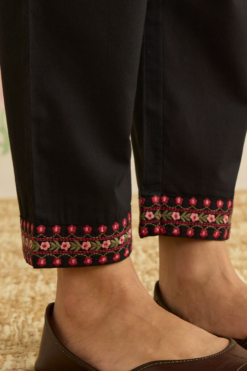 Black Handcrafted Cotton Narrow Pants