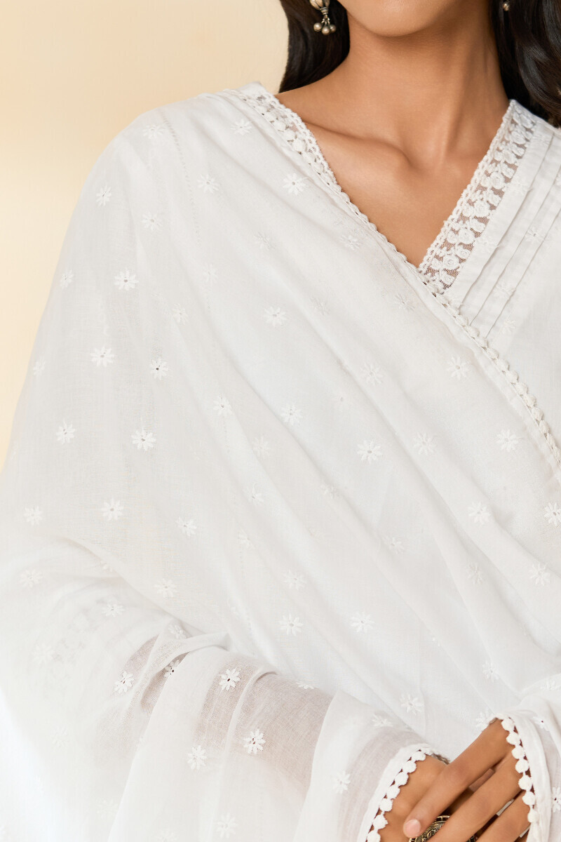 White Handcrafted Cotton Dupatta
