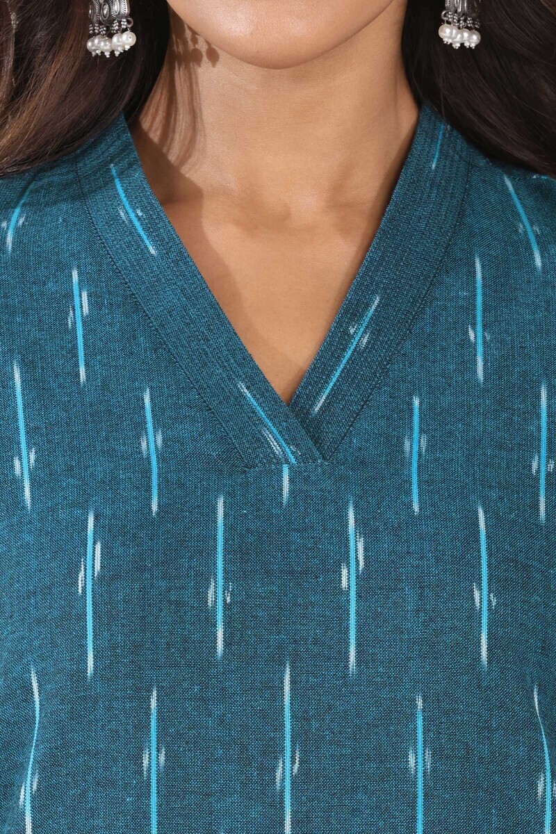 Blue Handcrafted Straight Cotton Polyester Kurta