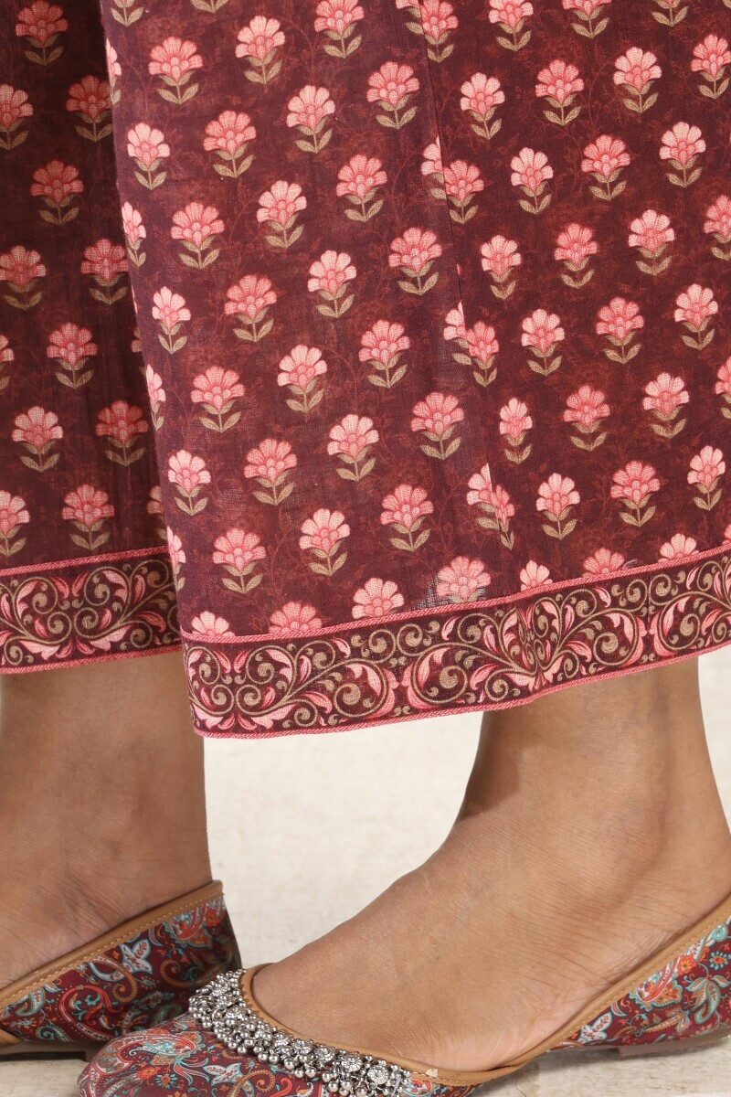 Brown Printed Cotton Slub Farsi