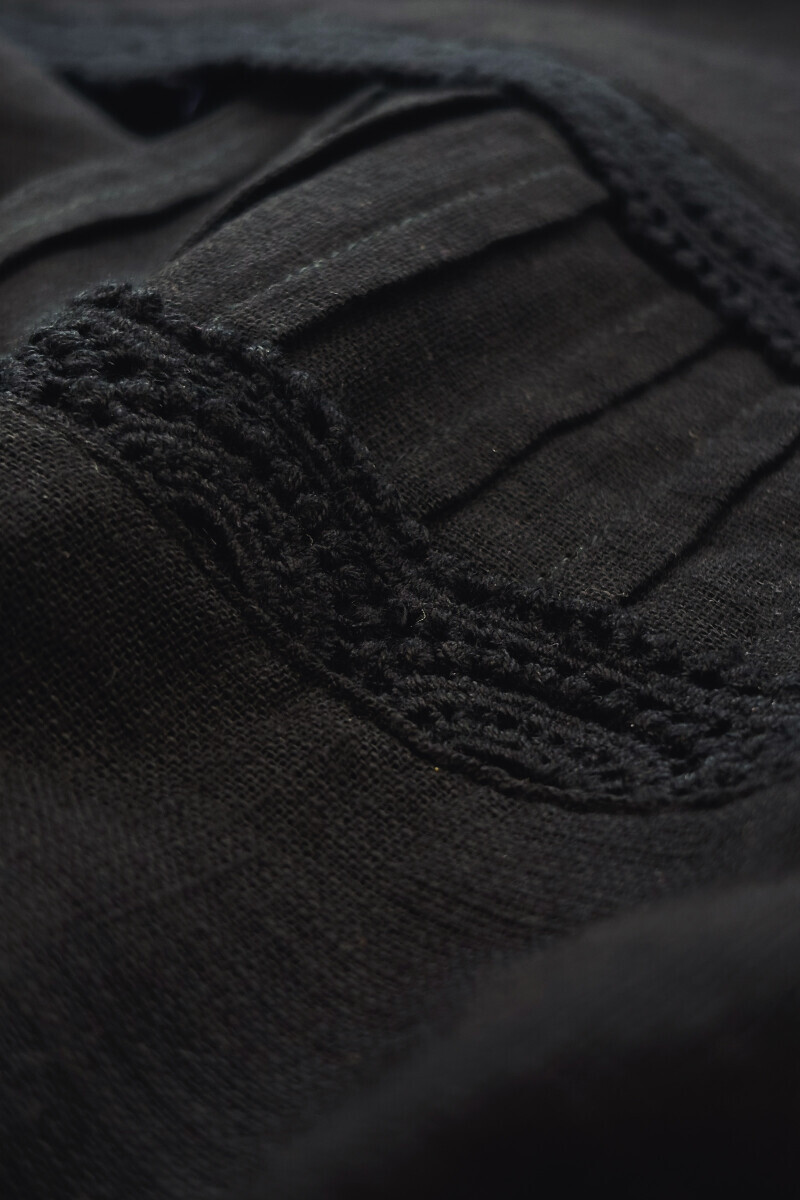 Black Handcrafted Straight Gauze Slub Kurta