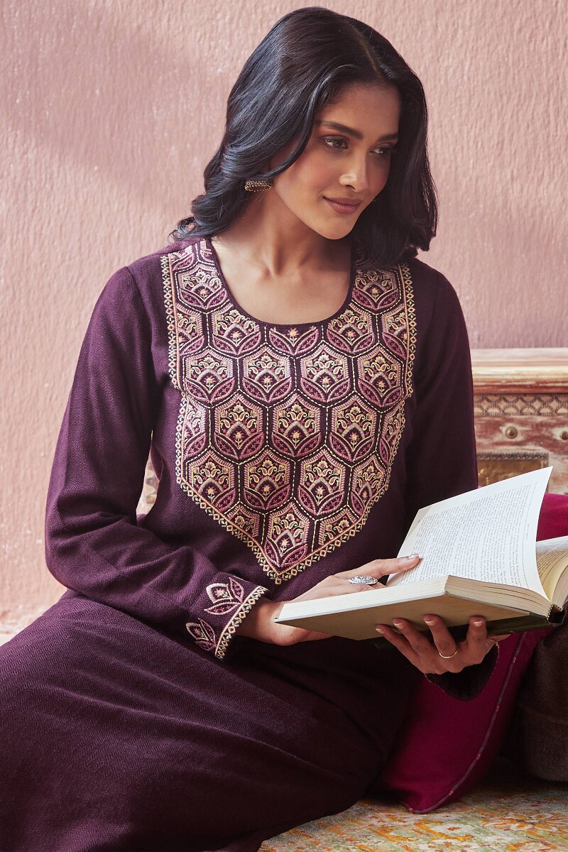 Purple Handcrafted Straight Faux Wool Kurta