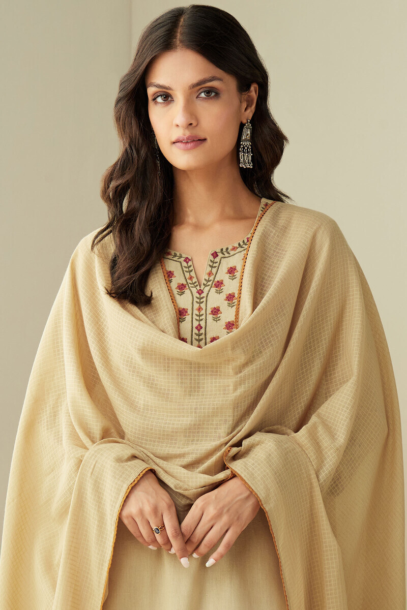 Beige Handcrafted Kota Dupatta