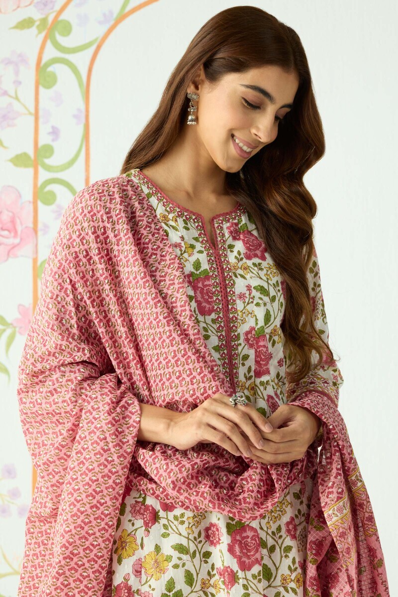 Gauhar Nida Dupatta
