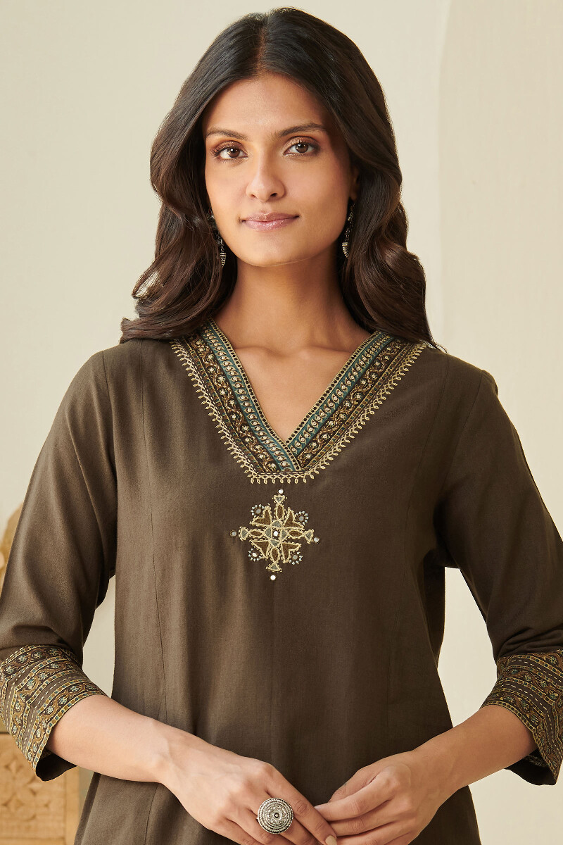 Brown Handcrafted Straight Handloom Kurta