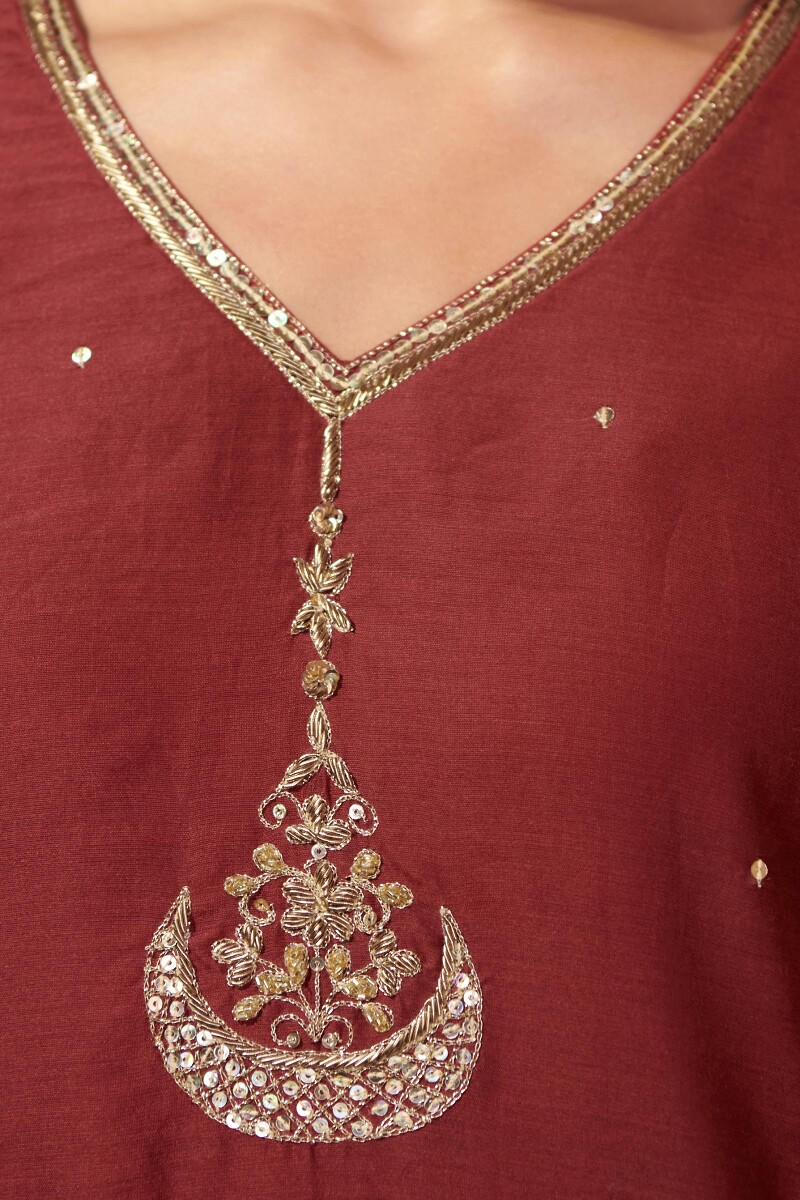 Red Handcrafted Straight Chanderi Kurta