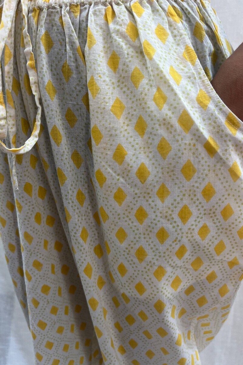 White Hand Block-Printed Cotton Mul Narrow Pants