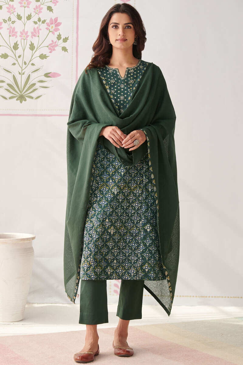Green Handcrafted Cotton Narrow Pants