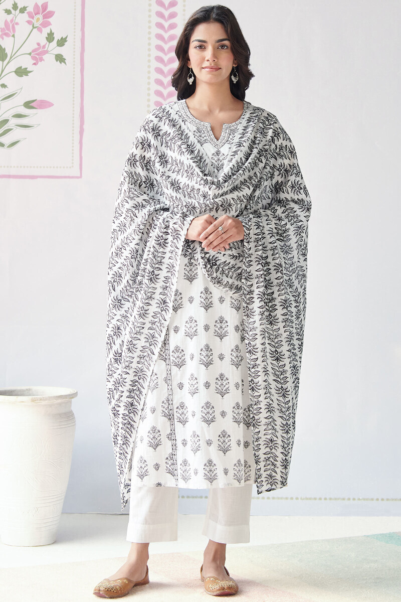 White Handcrafted Printed Cotton Slub Narrow Pants