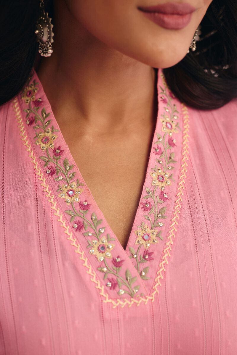Pink Handcrafted Straight Cotton Dobby Kurta