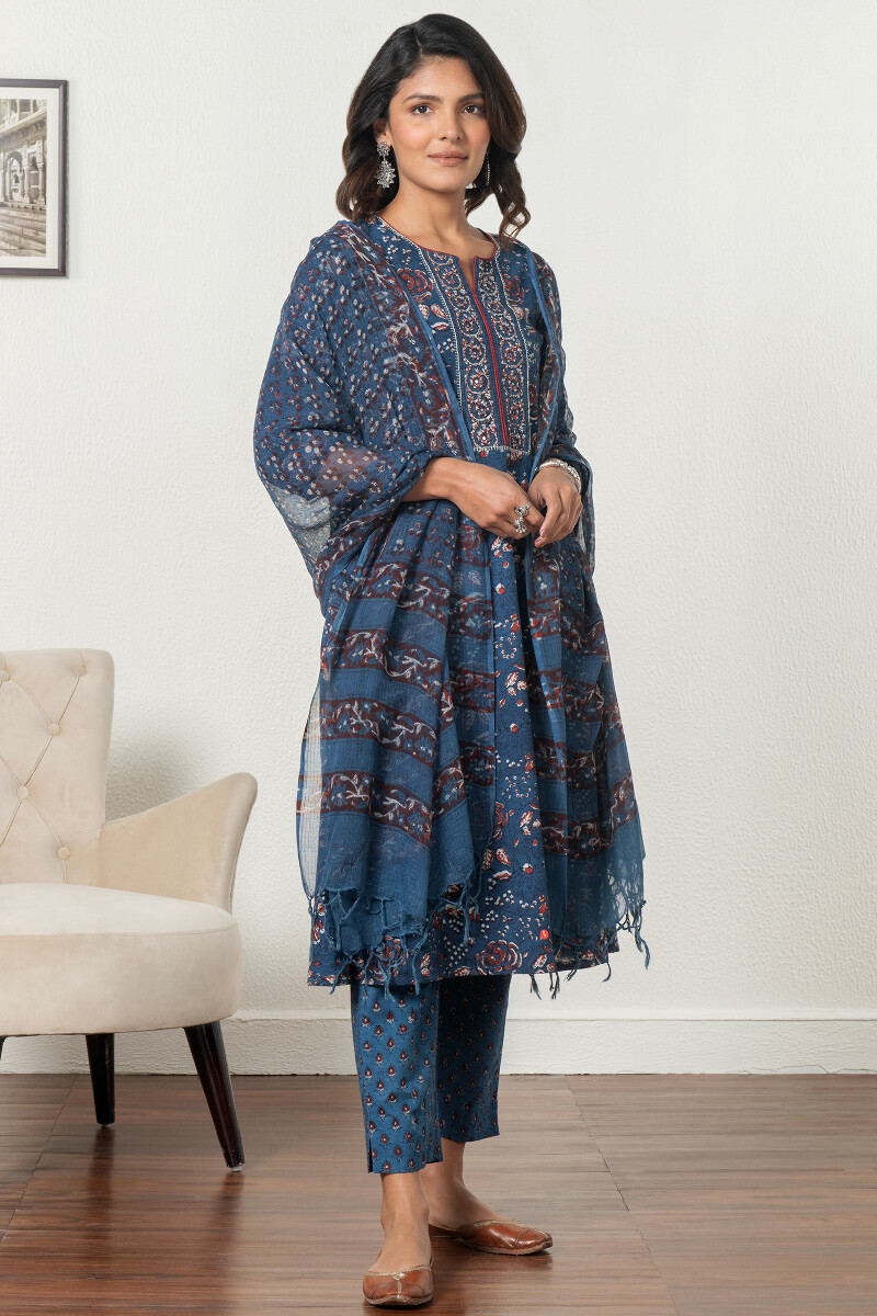 Indigo Block Printed Narrow Pants