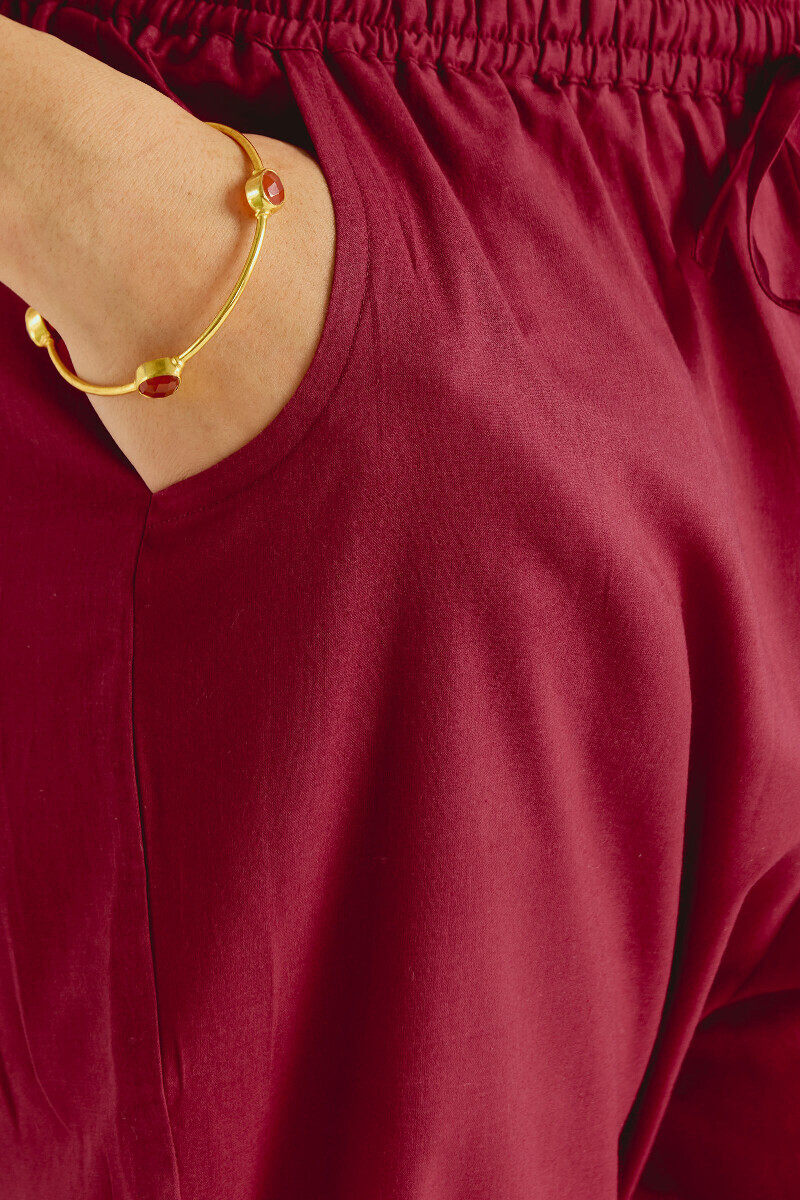 Red Handcrafted Cotton Narrow Pants