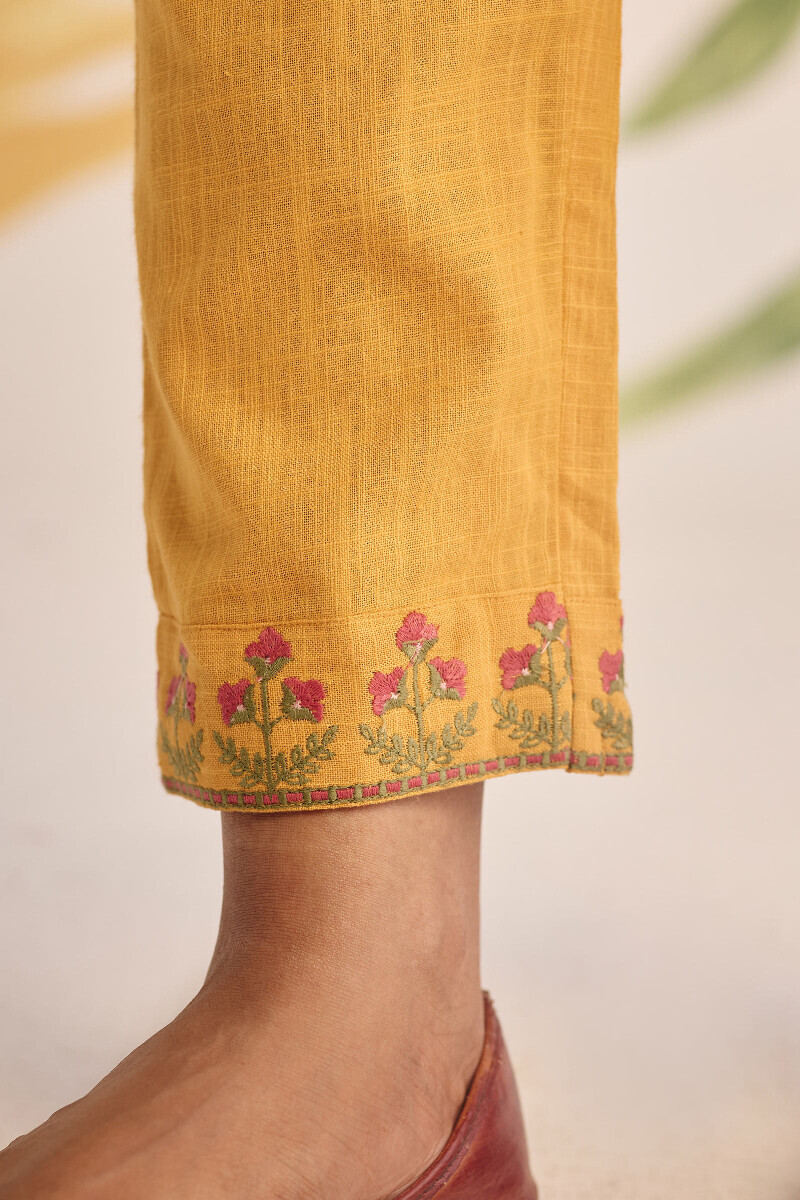 Mustard Handcrafted Guaze Slub Narrow Pants