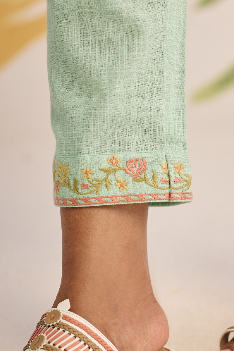 Green Handcrafted Gauze Slub Narrow Pants