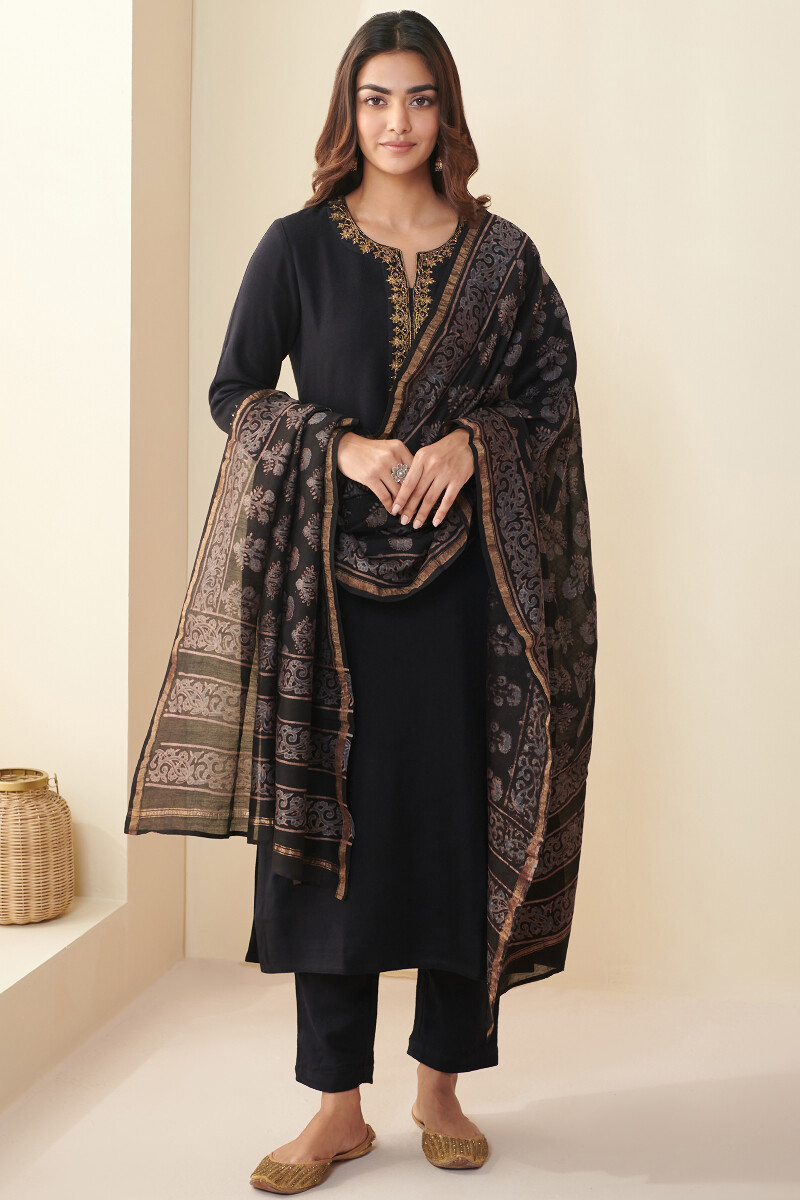 Black Handcrafted Faux Wool Handloom Narrow Pants