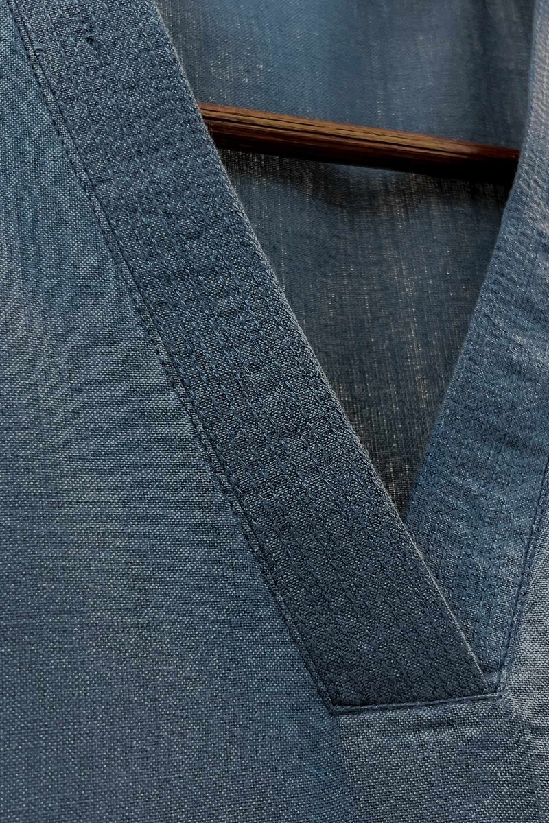Blue Handcrafted Straight Handloom Cotton Kurta