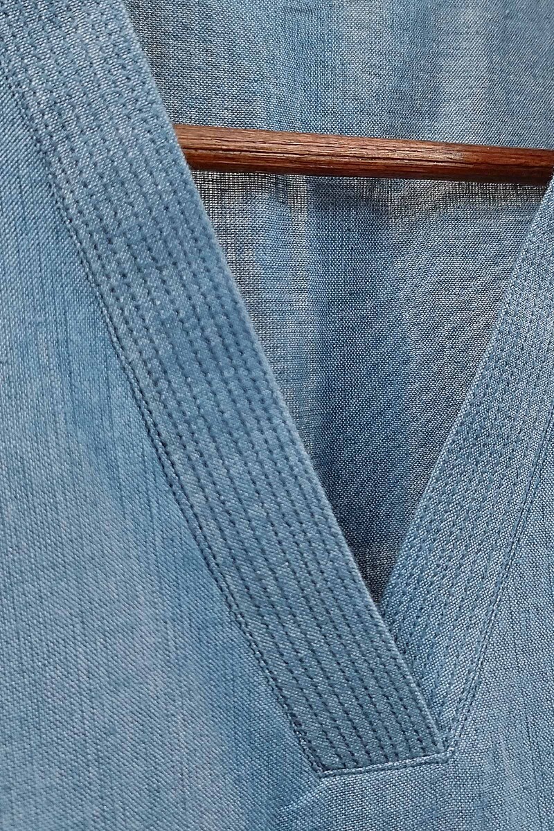 Blue Handcrafted Straight Handloom Cotton Kurta