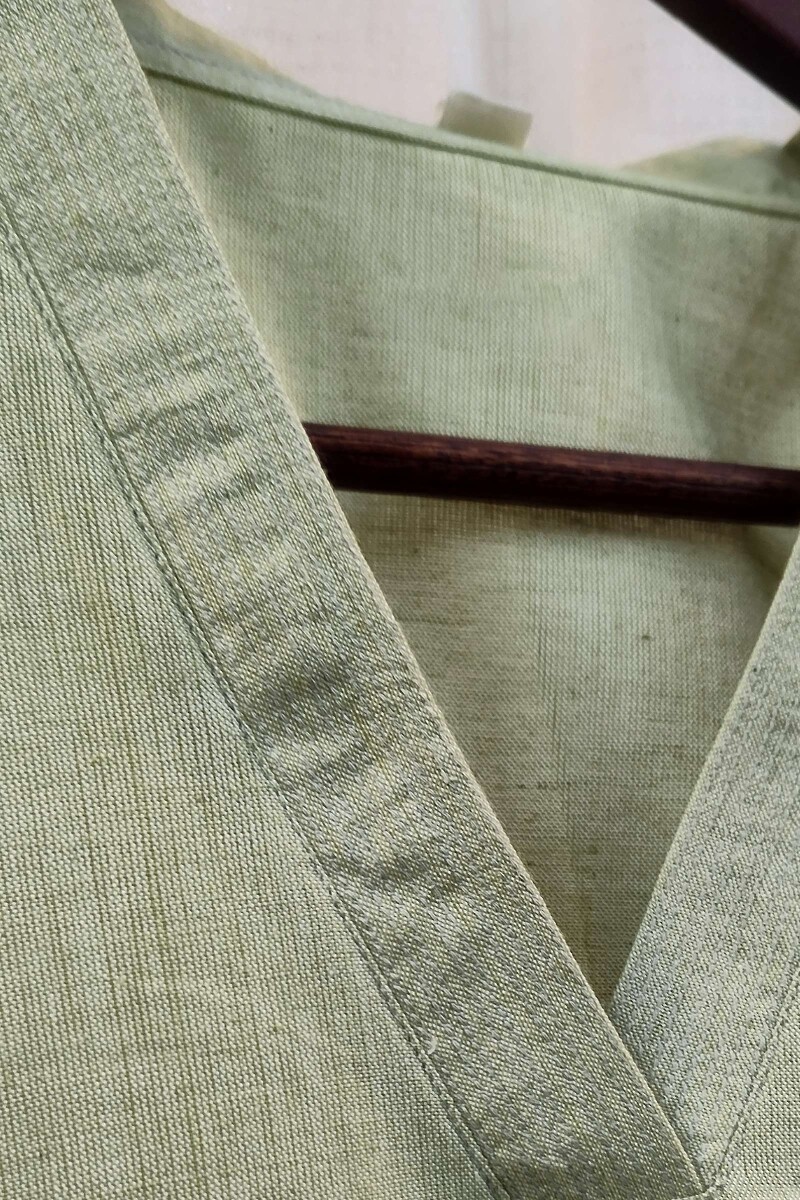 Green Handcrafted Straight Handloom Cotton Kurta