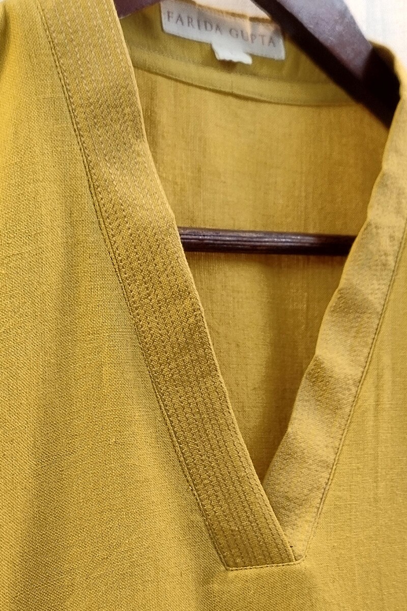 Gold Handcrafted Straight Handloom Cotton Kurta