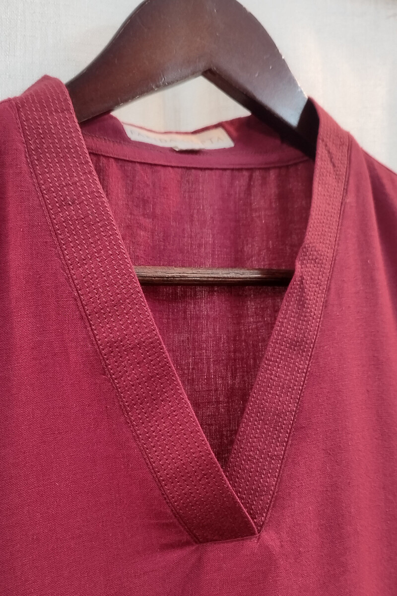 Plum Handcrafted Straight Handloom Cotton Kurta