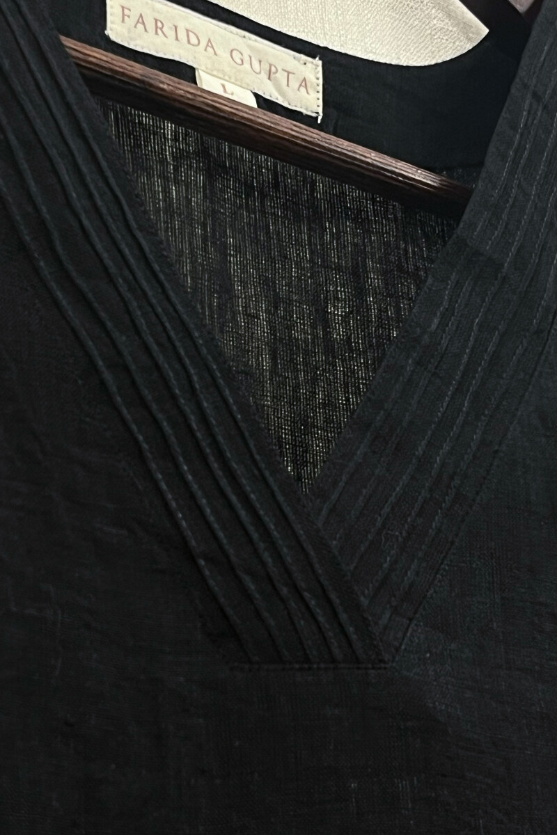 Black Handcrafted Straight Pure Linen Kurta