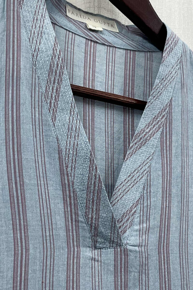 Blue Handcrafted Straight Handloom Cotton Kurta