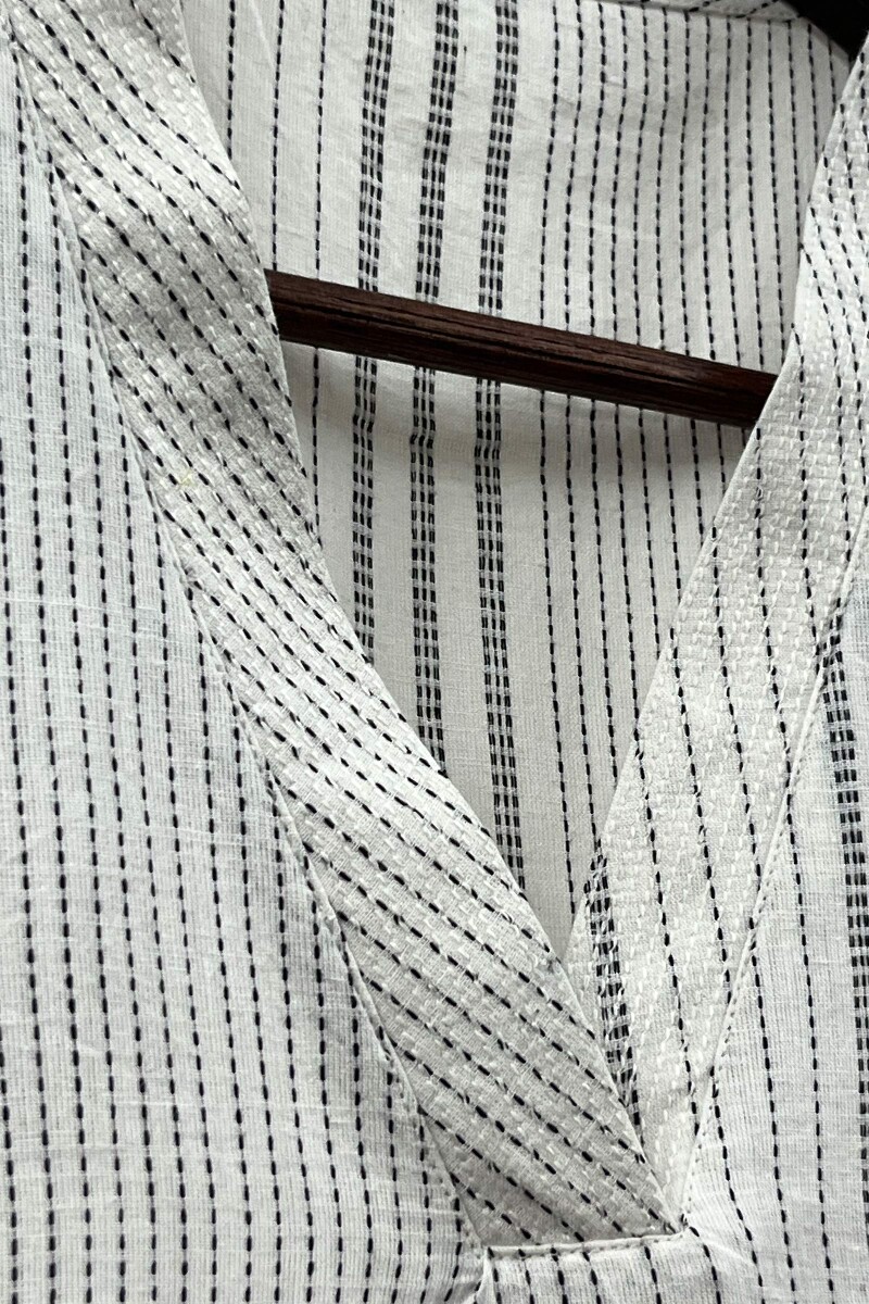 White Handcrafted Straight Handloom Cotton Kurta