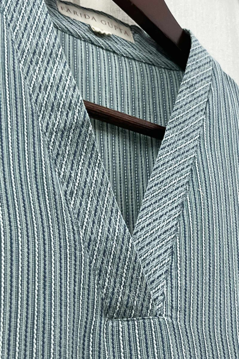 Teal Handcrafted Straight Handloom Cotton Kurta