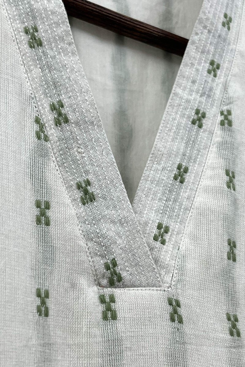 White Handcrafted Straight Handloom Cotton Kurta