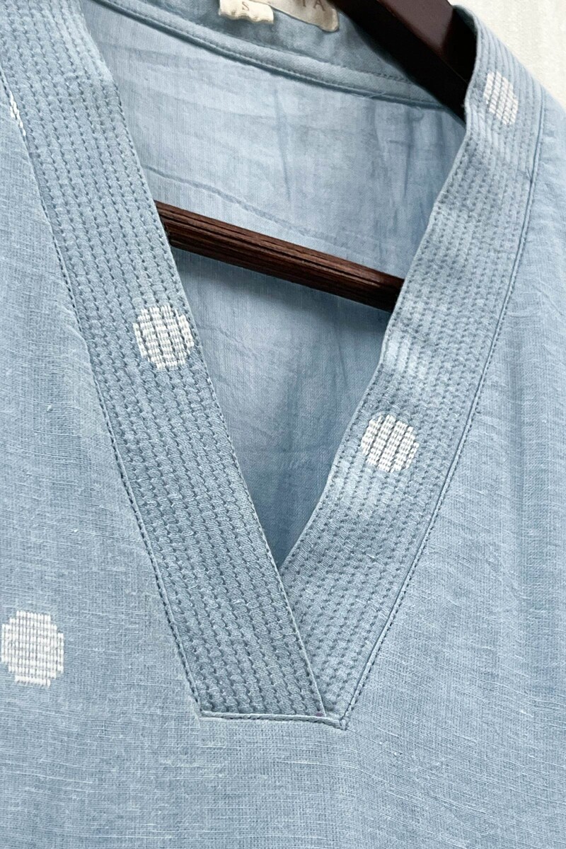 Blue Handcrafted Straight Handloom Cotton Kurta
