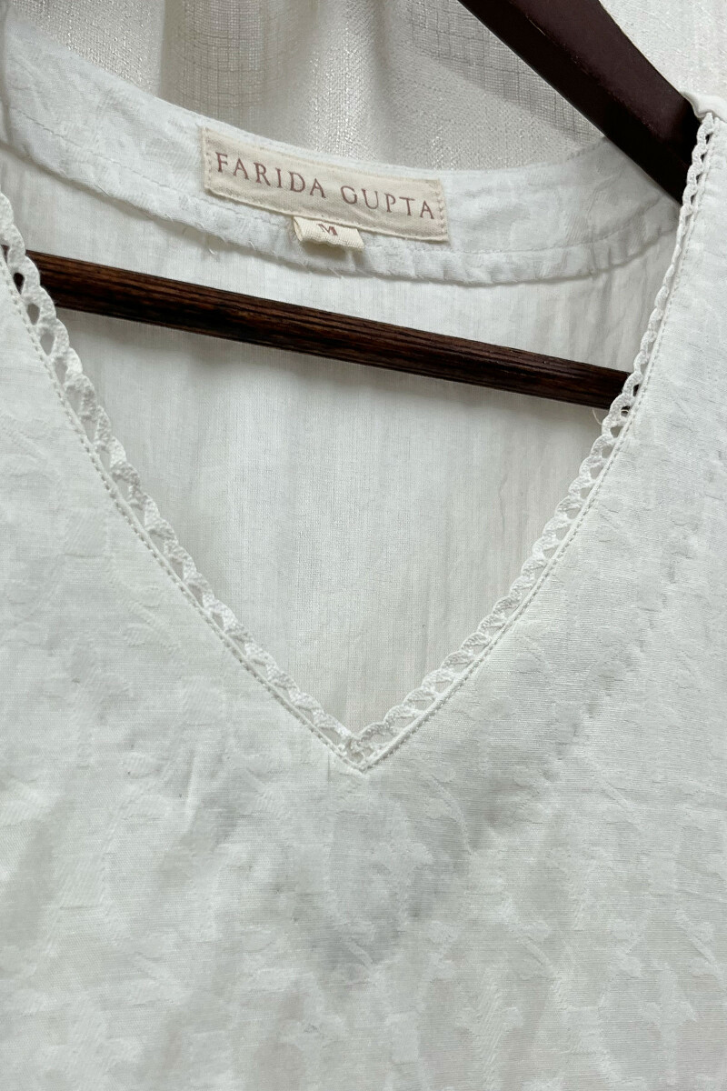 White Handcrafted Straight Chanderi Kurta