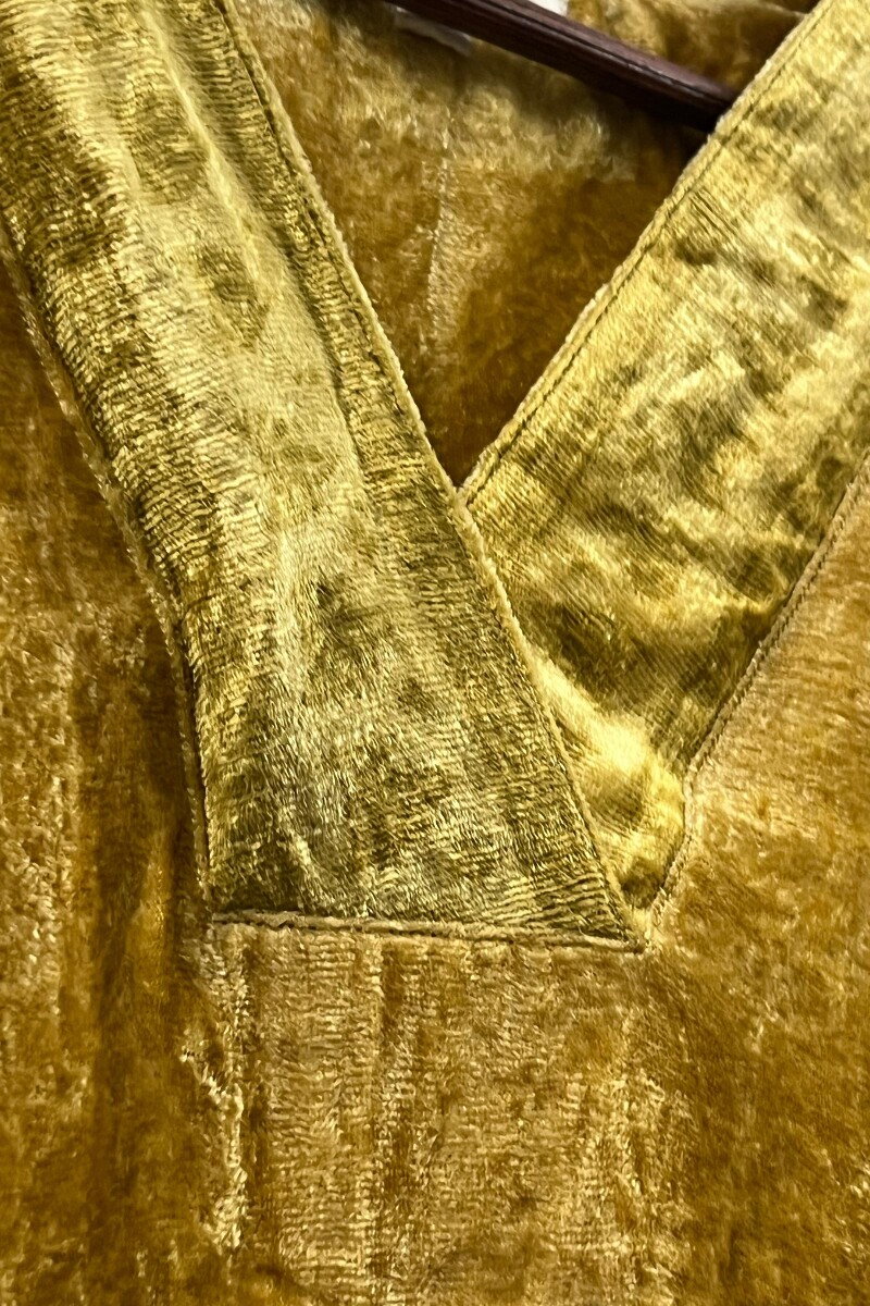 Golden Handcrafted Straight Velvet Kurta