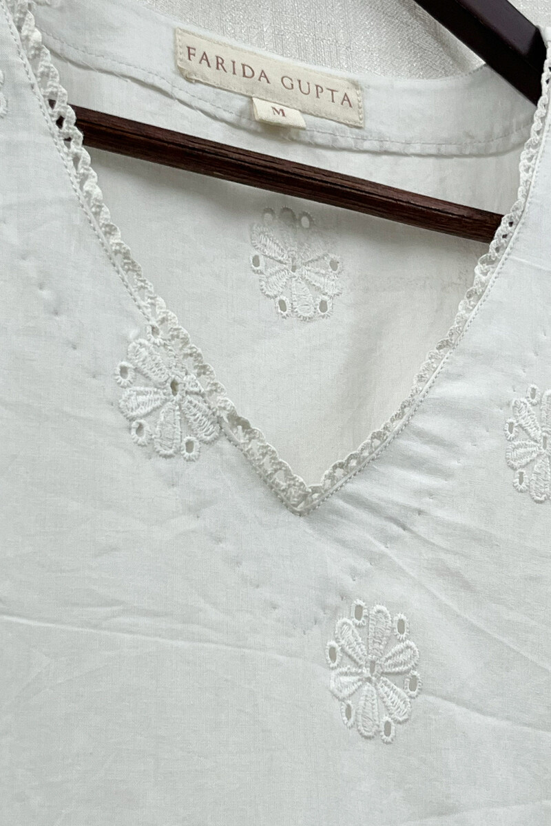 White Handcrafted Straight Cotton Kurta
