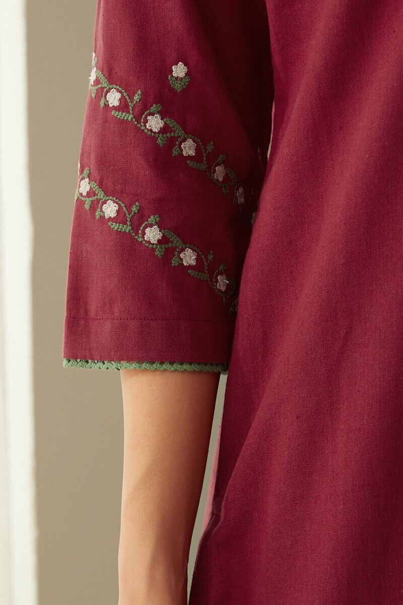 Red Handcrafted Straight Cotton Flax Kurta