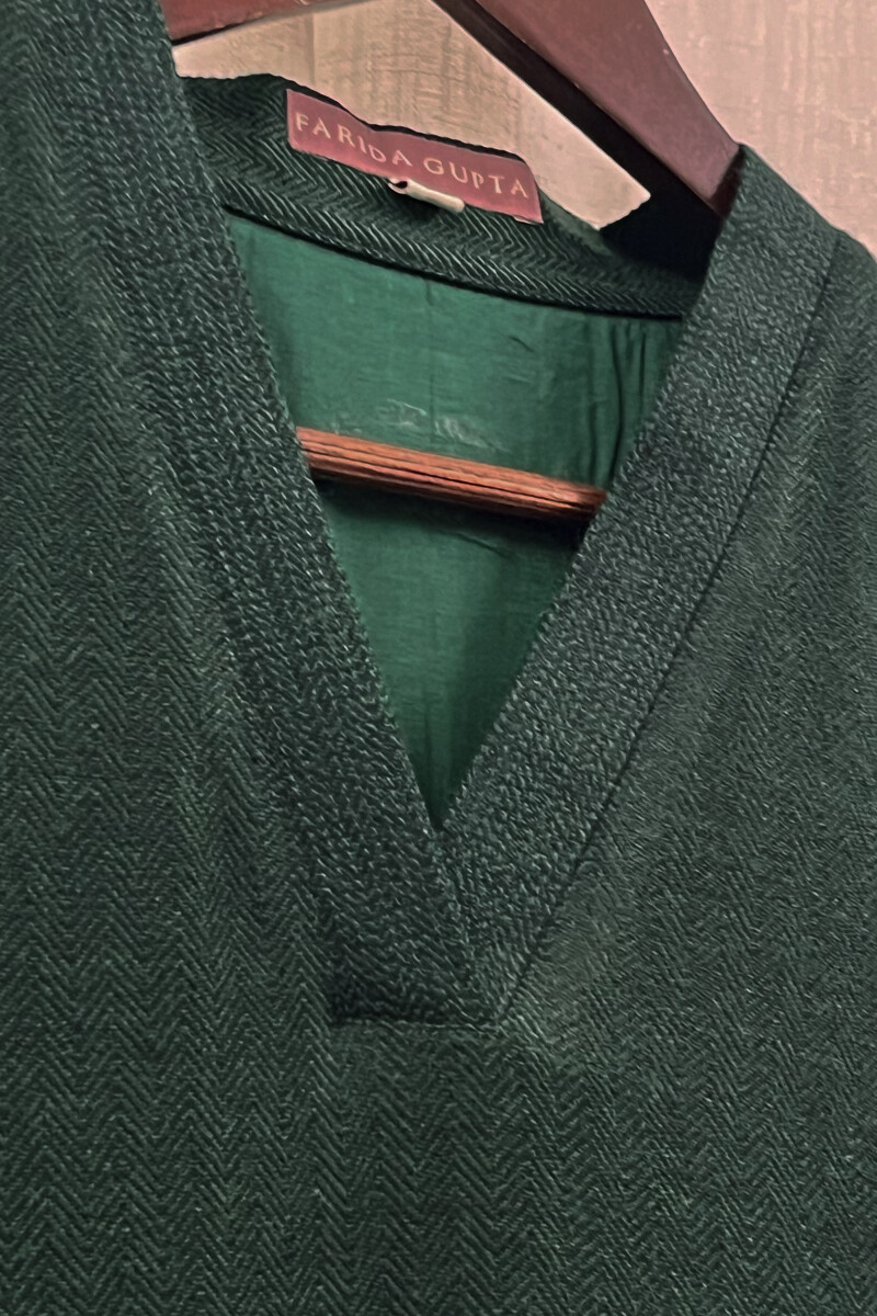 Green Handcrafted Straight Faux Wool Kurta