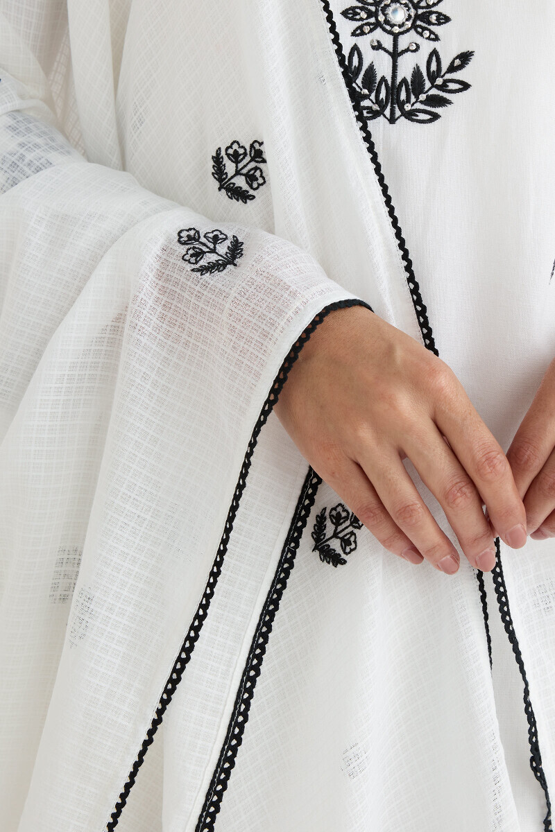 White Handcrafted Kota Dupatta