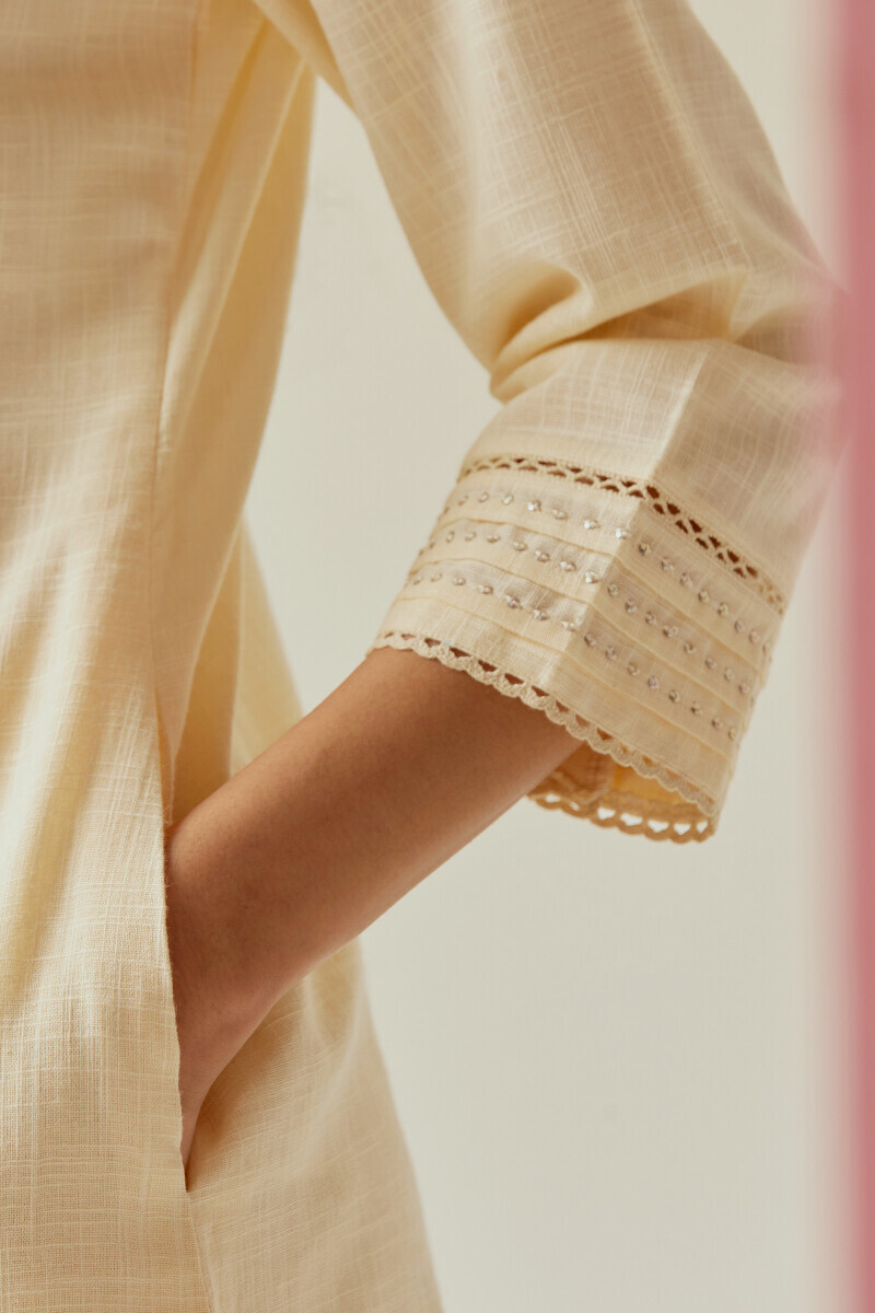Cream Handcrafted Straight Gauze Slub Kurta