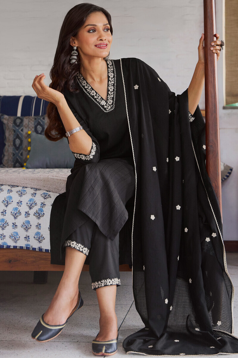Black Handcrafted Kota Dupatta
